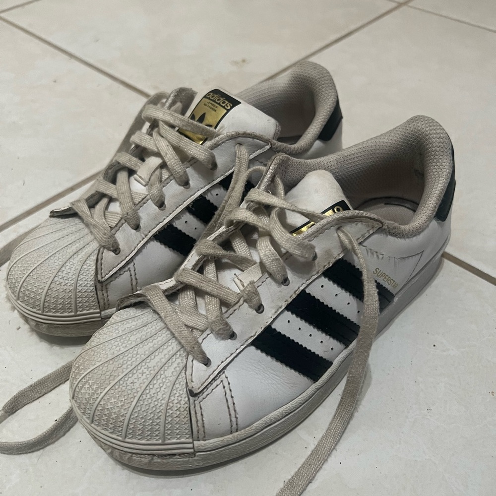 Adidas Superstars - Kids Size 1 - Athletic Shoes